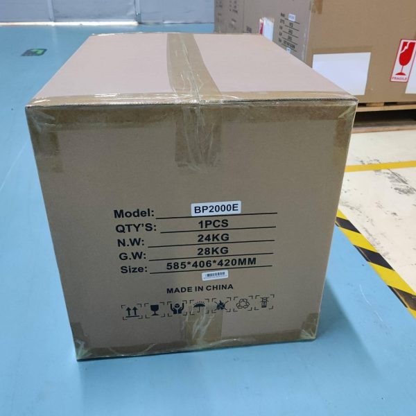 Пакування. Зарядна станція Oukitel BP2000E